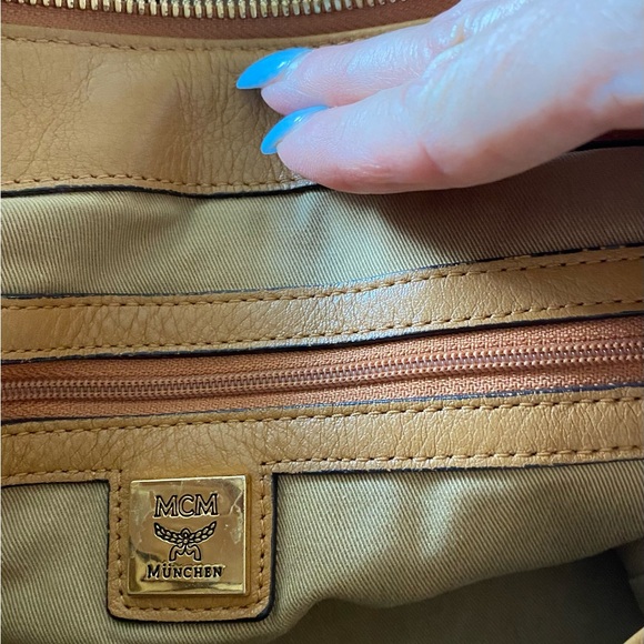 MCM Vintage Cognac Visetos Boston Bag in EUC with shoulder strap $250 - Picture 11 of 12